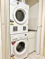 Big Apartment Free Wifi Gated Parking Heating