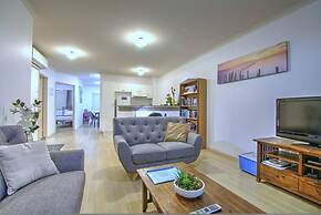 Big Apartment Free Wifi Gated Parking Heating