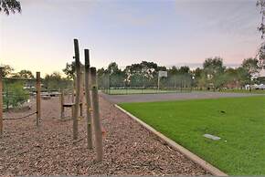 Big Apartment Free Wifi Gated Parking Heating