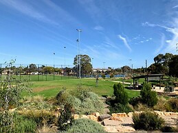 No Stairs 2 Bathrms Garage Richmond Residence 2