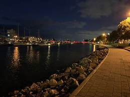 No Stairs 2 Bathrms Garage Richmond Residence 2