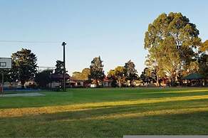 No Stairs 2 Bathrms Garage Richmond Residence 2
