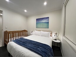 No Stairs 2 Bathrms Garage Richmond Residence 2