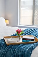 Hectorville Luxe Haven Suite