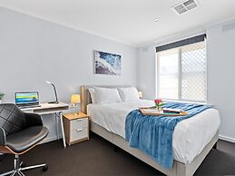 Hectorville Luxe Haven Suite