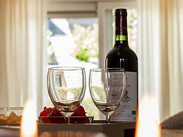 Spacious 4-person Bungalow Near the Frisian Lakes