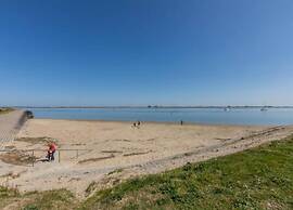 Seaside Retreat, Sint-annaland