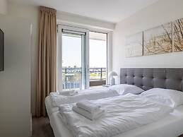 Lush Apartment With Water Views