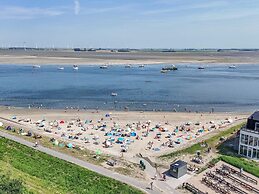 Lush Apartment With Water Views
