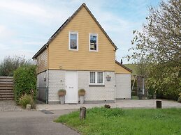 Nice Holiday Home Near Beach