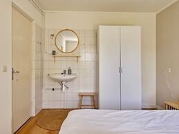 Pleasant Holiday Home With Garden