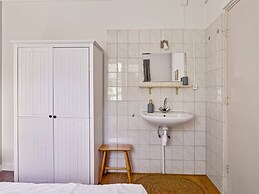 Pleasant Holiday Home With Garden