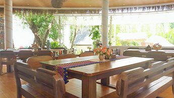 Na-Yah Beach Resorts