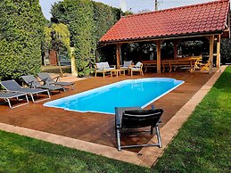 Luxury House With Private Pool, Kolczewo