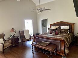 Riverbend Serenity Cabins