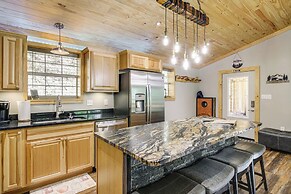 Sevierville Cabin ~ 3 Mi to the Island!