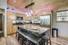 Sevierville Cabin ~ 3 Mi to the Island!