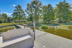 Alabama River Retreat: Dock, Fire Pit, Grill!