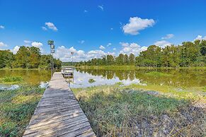 Alabama River Retreat: Dock, Fire Pit, Grill!