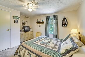 Alabama River Retreat: Dock, Fire Pit, Grill!