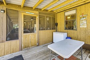 Alabama River Retreat: Dock, Fire Pit, Grill!