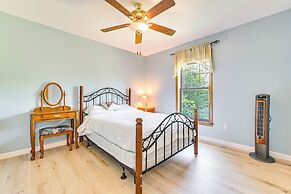 Dog-friendly Lake George Home: 3 Mi to Beach!