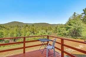 Dog-friendly Lake George Home: 3 Mi to Beach!