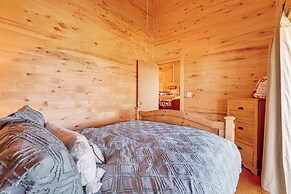 Hilltop Concan Cabin w/ Garner State Park Views!