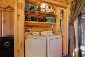 Hilltop Concan Cabin w/ Garner State Park Views!