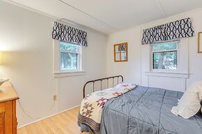 Idyllic Lakefront Cottage Near Mount Sunapee