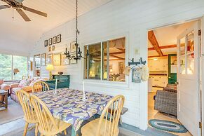 Idyllic Lakefront Cottage Near Mount Sunapee
