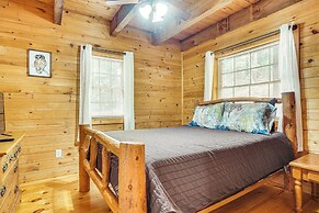 9 Mi to Lake Burton: Cabin w/ Deck Near Helen