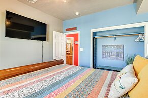 Beachfront Home w/ Deck + Views in Freeport!