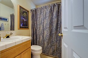 Groveland Vacation Rental Near Pine Mountain Lake!