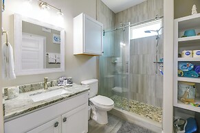 Walk to Beach: Resort Townhome in Corpus Christi!