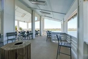 Walk to Beach: Resort Townhome in Corpus Christi!