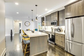 Stylish & Modern Lenexa Haven w/ Fire Pit & Deck!