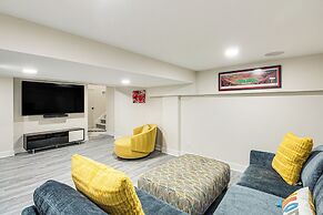 Stylish & Modern Lenexa Haven w/ Fire Pit & Deck!