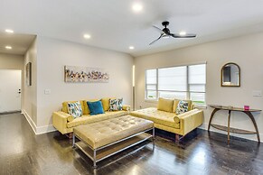 Stylish & Modern Lenexa Haven w/ Fire Pit & Deck!