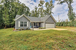 Pet-friendly Home in Monroe: Deck, Grill & Yard!
