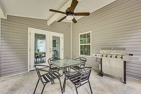 Pet-friendly Home in Monroe: Deck, Grill & Yard!
