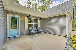 Pet-friendly Home in Monroe: Deck, Grill & Yard!