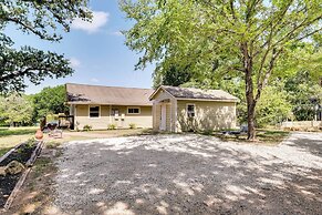 Lakefront College Station Home Near Texas A & M!