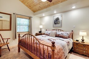 Lakefront College Station Home Near Texas A & M!