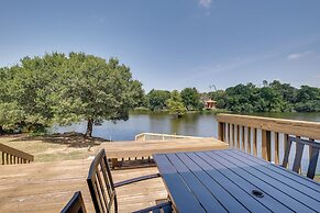 Lakefront College Station Home Near Texas A & M!