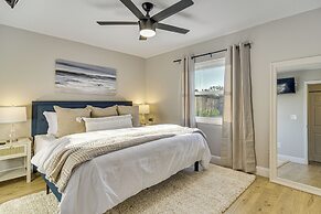 Pinellas Park Home w/ Pool: 9 Mi to Beach!