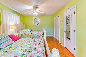 North Myrtle Beach Home 2 Blocks to Ocean!