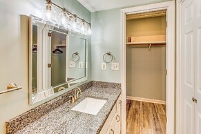 North Myrtle Beach Home 2 Blocks to Ocean!