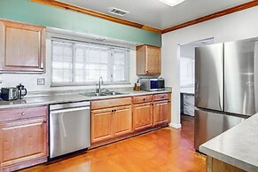 Walk to Paradise Hills Golf Course: Condo w/ Patio