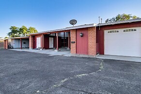 Walk to Paradise Hills Golf Course: Condo w/ Patio